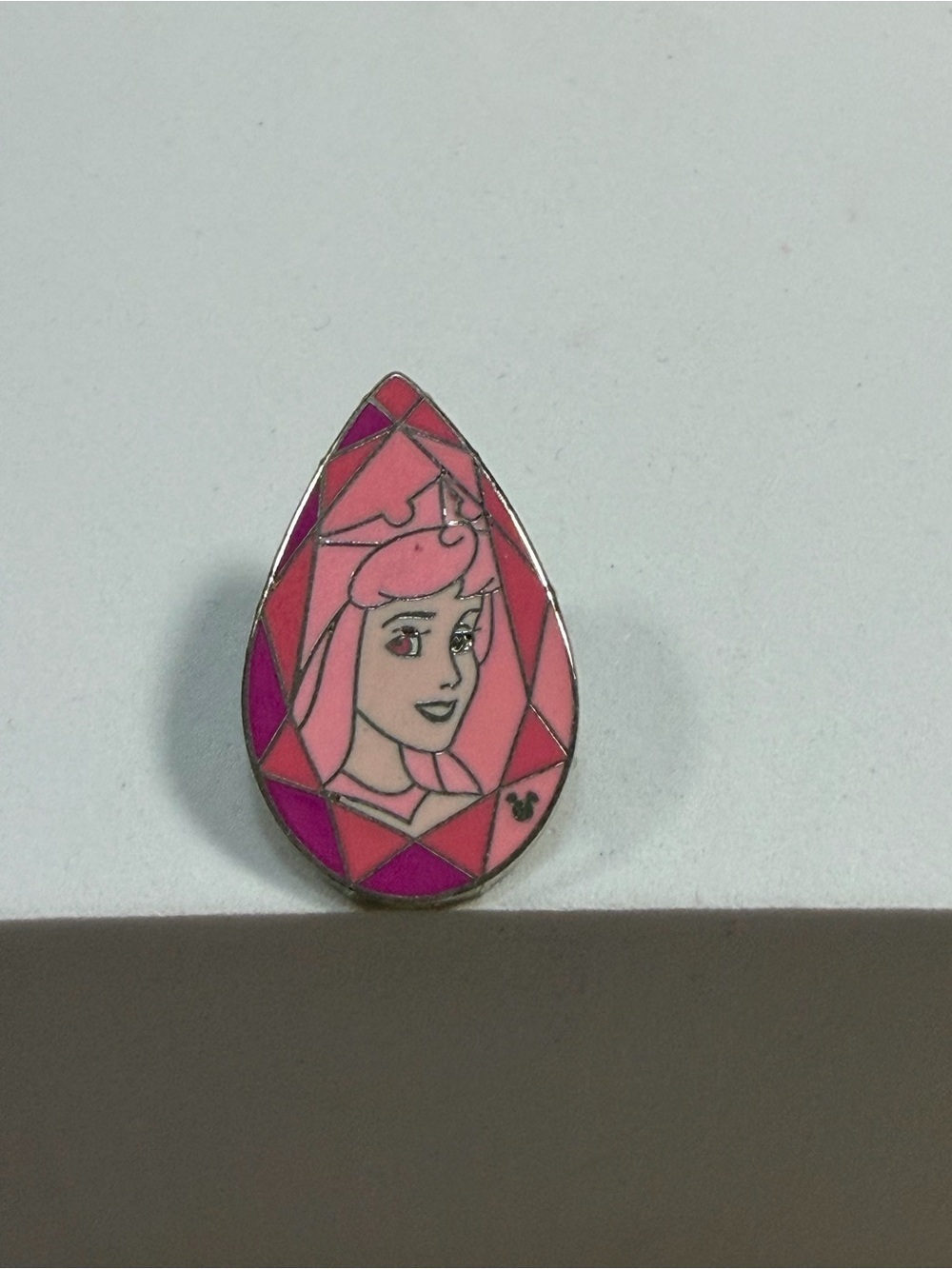 💙3/$20💙 DISNEY Pink Princess Teardrop Enamel Pin - Pink